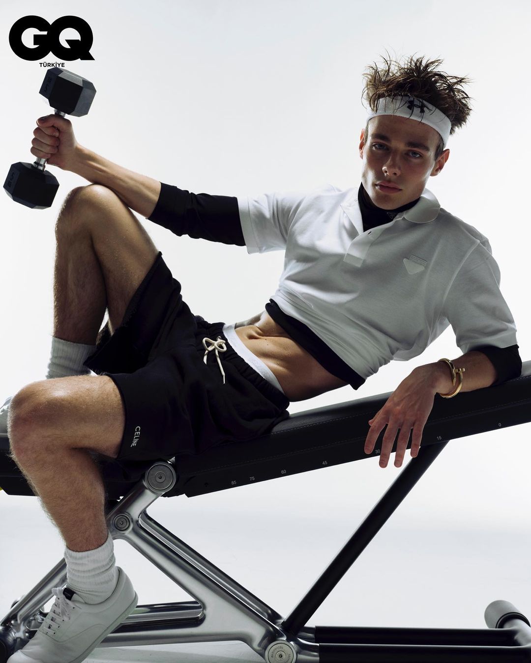 GQ 1